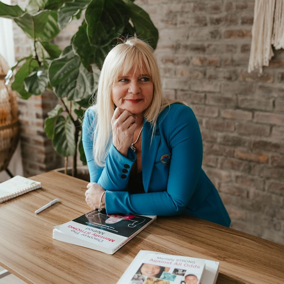 Dr. Cristi Bundukamara