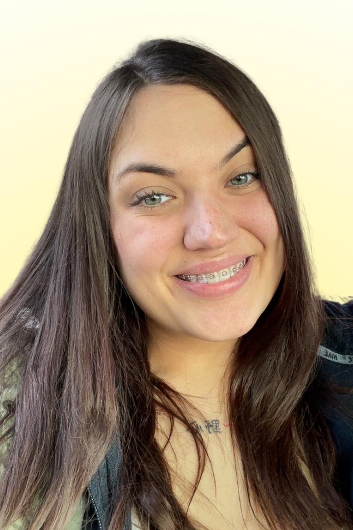 Brianne Maelee, a Medical Receptionist at Mentally STRONG.